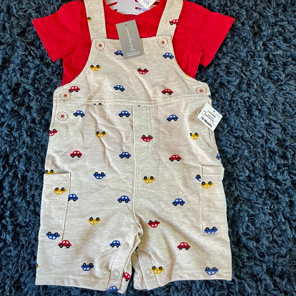 Macy’s Baby Kiss First Impressions Boy’s Car Bib Set